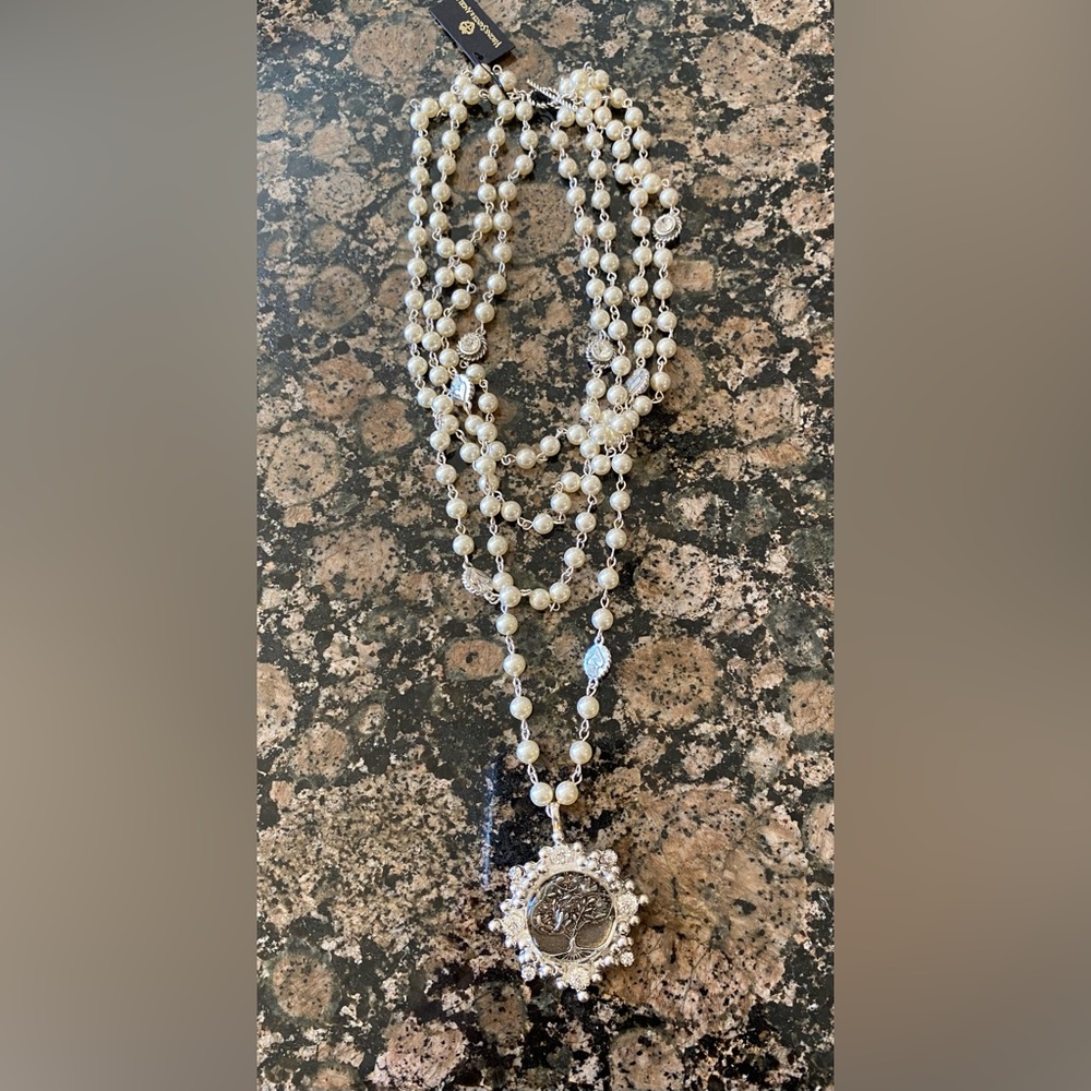 NWT VSA Cream Pearl Magdalena